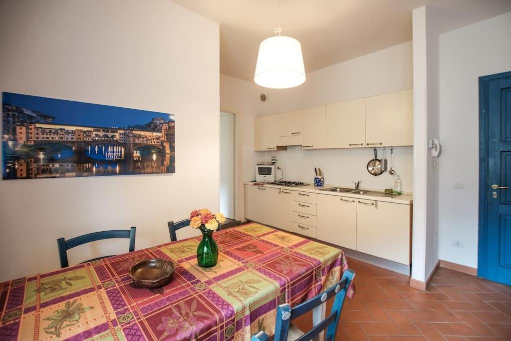 Nice Apartment Near Ponte Vecchio Firenze Bagian luar foto